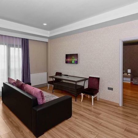 Diplomat Suites Баку Экстерьер фото