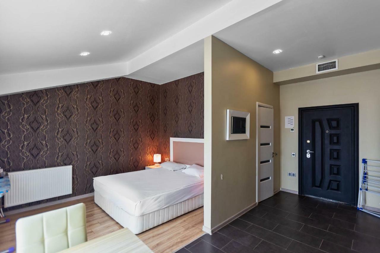 Diplomat Suites Баку Экстерьер фото