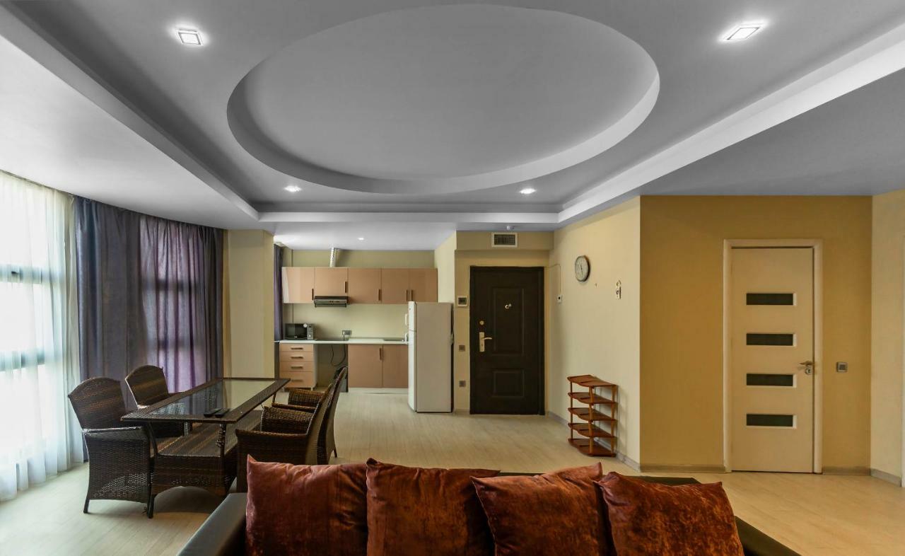 Diplomat Suites Баку Экстерьер фото