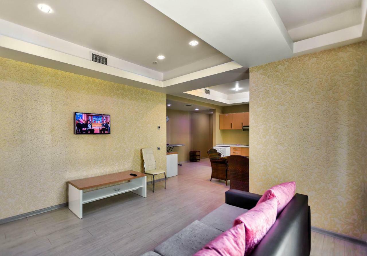 Diplomat Suites Баку Экстерьер фото